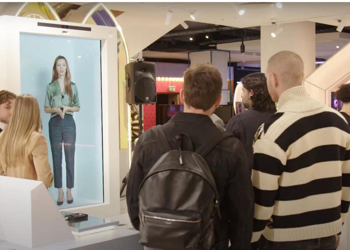 How Smartech Partnered with ARHT to Bring an Interactive Hologram Kiosk to Selfridges in London